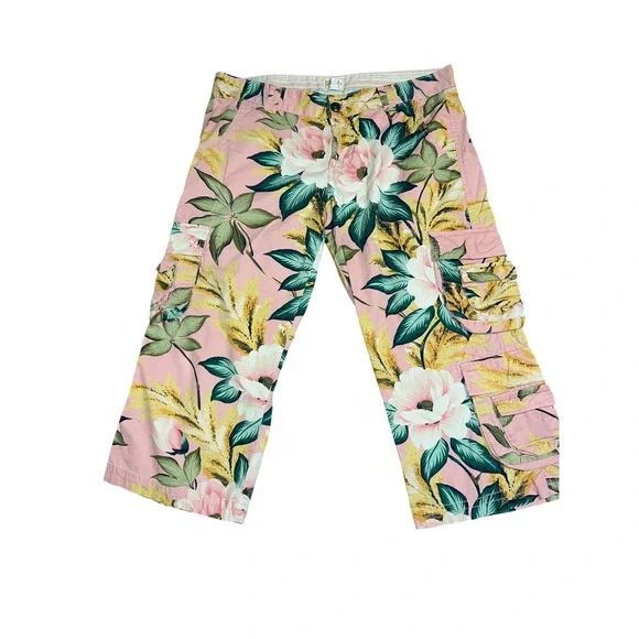 Lucky Brand Tropical Floral Cargo Capri Pants Pink Green White Bloom Print 10/30 - Picture 9 of 11